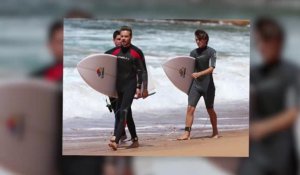 Les vagues sont bonnes pour les membres de One Direction Liam Payne et Louis Tomlinson