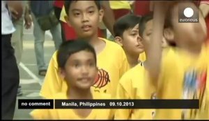 Des stars de la NBA aux côtés des enfants aux Philippines