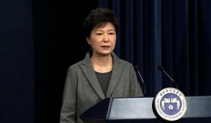 Ferry en Corée: la présidente endosse l'entière responsabilité