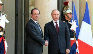 À Paris, les tractations diplomatiques entre Poutine et les Occidentaux ont débuté
