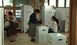 Les Sud-Coréens expriment leur colère lors d'élections locales