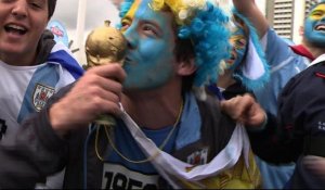 Les fans uruguayens célèbrent le Mondial "des latinos"