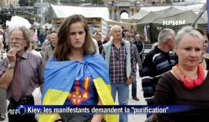 Kiev: les manifestants demandent toujours le changement