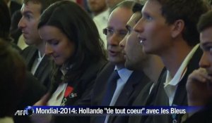 Mondial-2014: Hollande "de tout coeur" avec les Bleus