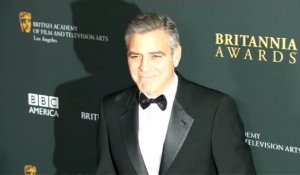 George Clooney rejette les excuses du Daily Mail