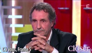 Jean-Jacques Bourdin tacle Claire Chazal : "Ce n'est pas une intervieweuse politique"