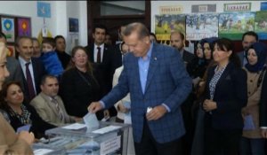 Turquie:Erdogan confirmera mardi ses ambitions présidentielles