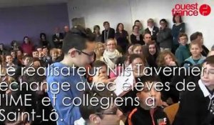 A Saint-Lô, Nils Tavernier échange avec collégiens et élèves de l'institut d'éducation motrice