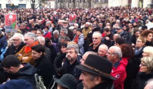 Charlie Hebdo : 3000 personnes sous le signe de la liberté