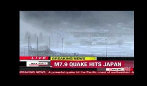 Japon-séisme: les premières vagues du tsunami