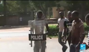 En direct : À Ouagadougou, la rue réclame le départ "immédiat" de Compaoré