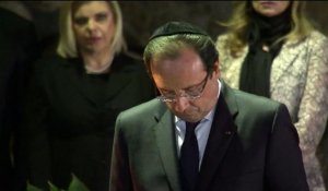 Israël: Hollande se recueille au mémorial Yad Vashem