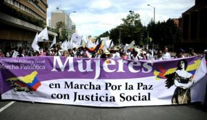 Colombie: manifestation de femmes pour la paix et la parité