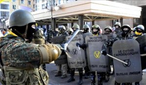 Kiev: le bras de fer continue entre pouvoir et manifestants