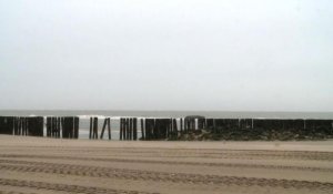 Gironde: l'érosion menace le bord de mer de Soulac