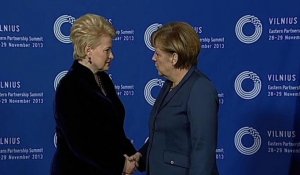Sommet de Vilnius: Merkel "ouvre la porte" à l'Ukraine