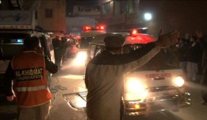 Pakistan: attentat à Peshawar, neuf morts, plus de 50 blessés
