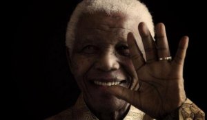 Nelson Mandela est mort, le monde pleure