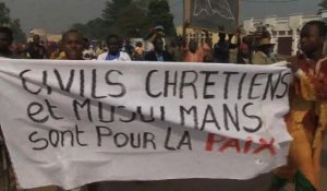 Musulmans et chrétiens marchent à Bangui "pour la paix"