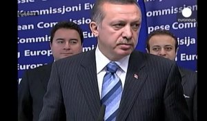 Erdogan rencontre les dirigeants européens en pleine crise intérieure en Turquie