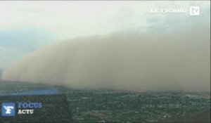 États-Unis : un gros nuage de sable recouvre la ville de Phoenix