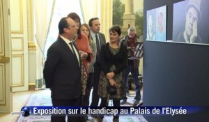 Hollande veut "changer le regard" de la société sur le handicap