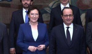 Ukraine: France et Pologne appellent à un cessez-le-feu immédiat