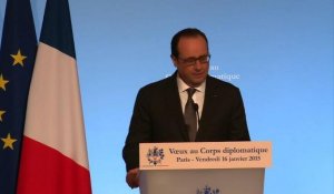 Terrorisme: Hollande appelle à une réponse "collective"