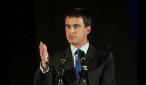 Manuel Valls plongé dans le noir - ZAPPING ACTU DU 28/01/2015