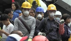 Hong Kong: après une nuit de heurts, situation tendue