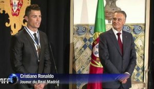 Lisbonne: Cristiano Ronaldo reçoit les honneurs de l'Etat