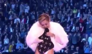Miley Cyrus Smoking WEED ON STAGE__ MTV EMA 2013