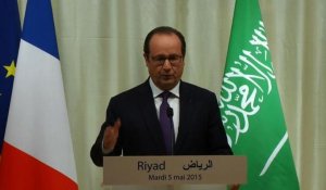 Hollande: le fichage "contraire aux valeurs de la République"