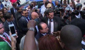 Cuba: Hollande plaide pour la levée de l'embargo américain