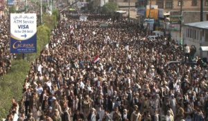 Yémen: des partisans des rebelles Houthis manifestent à Sanaa