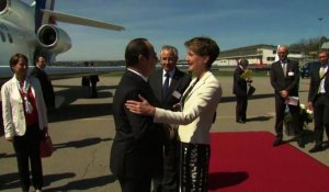 Hollande salue l'"amitié" franco-suisse