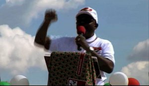 Le Burundais Nkurunziza lance sa campagne présidentielle dans un climat tendu