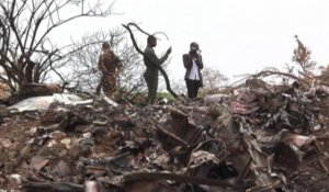Air Algérie : des proches de victimes se recueillent sur les lieux du crash