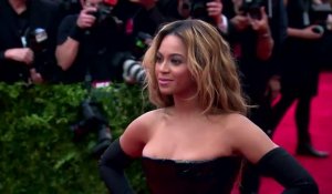 Les fans appellent Beyonce une belle menteuse après ce qui pourrait être une retouche photo qui a mal tourné