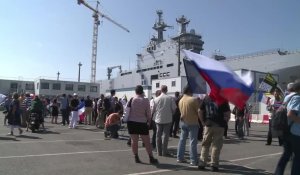 Navires Mistral: manifestation pro et anti livraison à la Russie