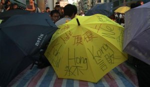 Hong Kong: les manifestants prodémocratie sommés de se disperser
