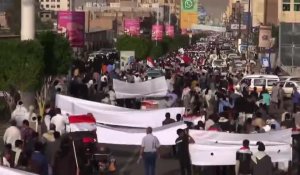 Manifestation pro-gouvernement dans les rues de Sanaa