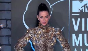 Katy Perry dit que ses ex étaient intimidés et se sentaient menacés par elle
