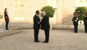 Hollande exhorte ses partenaires à soutenir "fortement" l'Irak