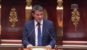 Valls prononce son discours de politique générale à l'Assemblée