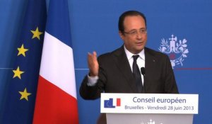 Hollande: les fonctionnaires ne sont pas une "variable d'ajustement"