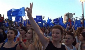 Législatives en Albanie: la droite promet l'adhésion à l'UE