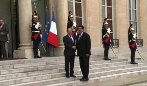 Maduro reçu à l'Elysée par Hollande pour un nouvel accord