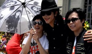 Les fans marquent les 4 ans de la mort de Michael Jackson
