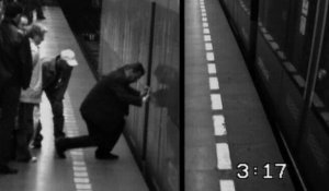 Prague: elle tombe sous le métro, sort indemne